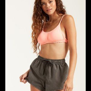 SOL SEARCHER VOLLEY- NWOT